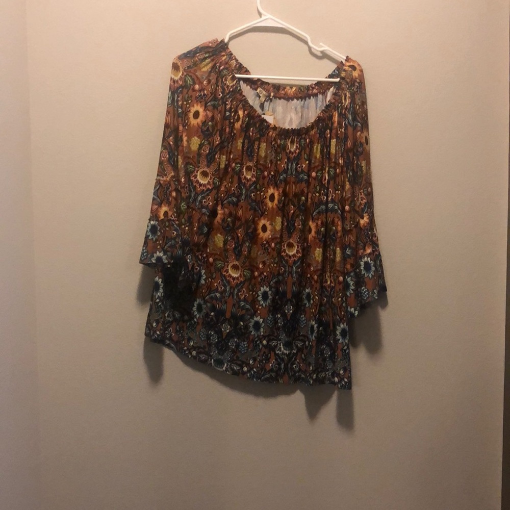 Floral top